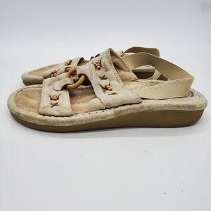 Earth Shoes Gelron 2000 Tan Beaded Stitch Trim Floral Design Leather Slip On 8.5